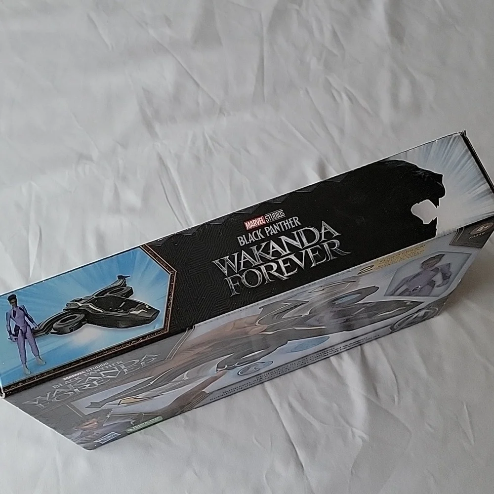 Marvel Black Panther Wakanda Forever Vibranium Blast Sunbird Shuri Action Figure